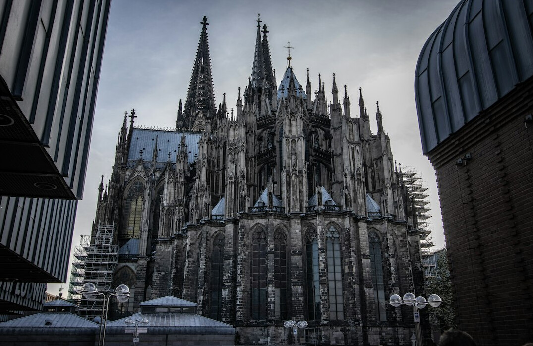 cologne cathedral exterior
