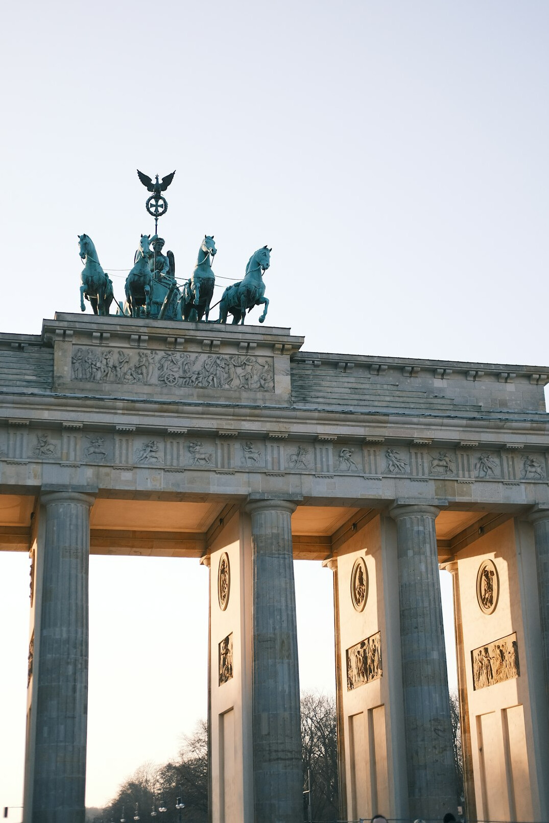 brandenburg gate at dusk